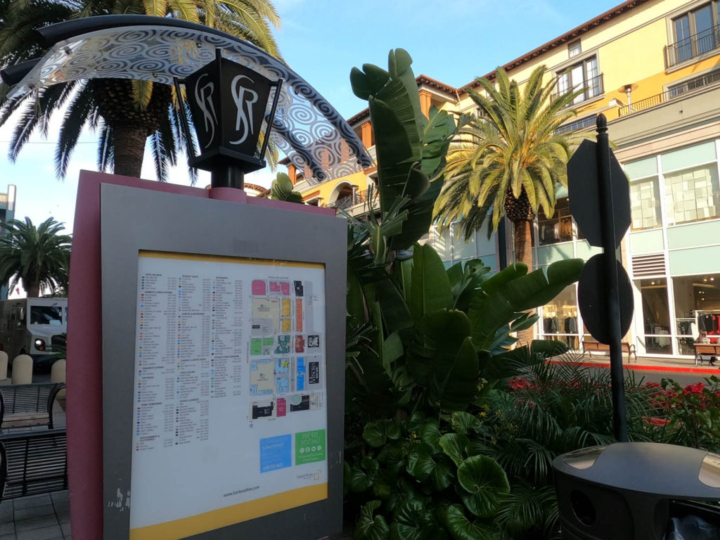 Santana Row, Silicon Valley shopping dining, San Jose shopping dining, pet-friendly shopping, pet-friendly silicon valley, pet-friendly san jose, pet area and parking santana row, petscango.com