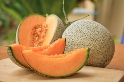 True Cantaloupe Varieties & Confusion: ID Ripe Cucumis Melo, Nutrition & Safe Eating for Pets & People