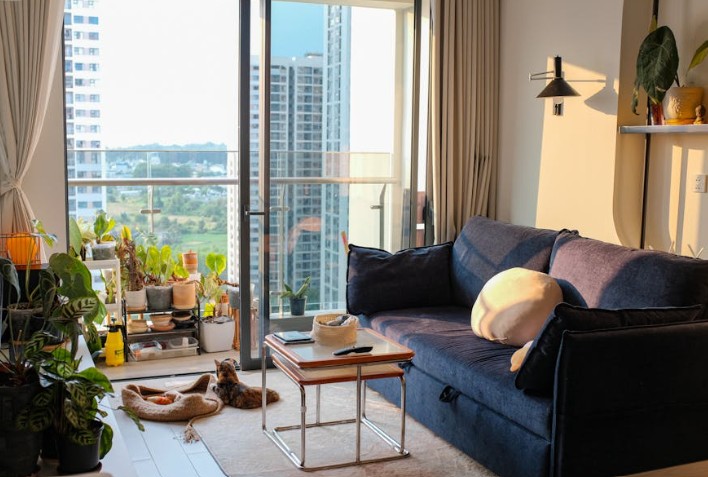 How Pet-Welcoming Condo Communities Can Support Adoption and Long-Term Pet Ownership